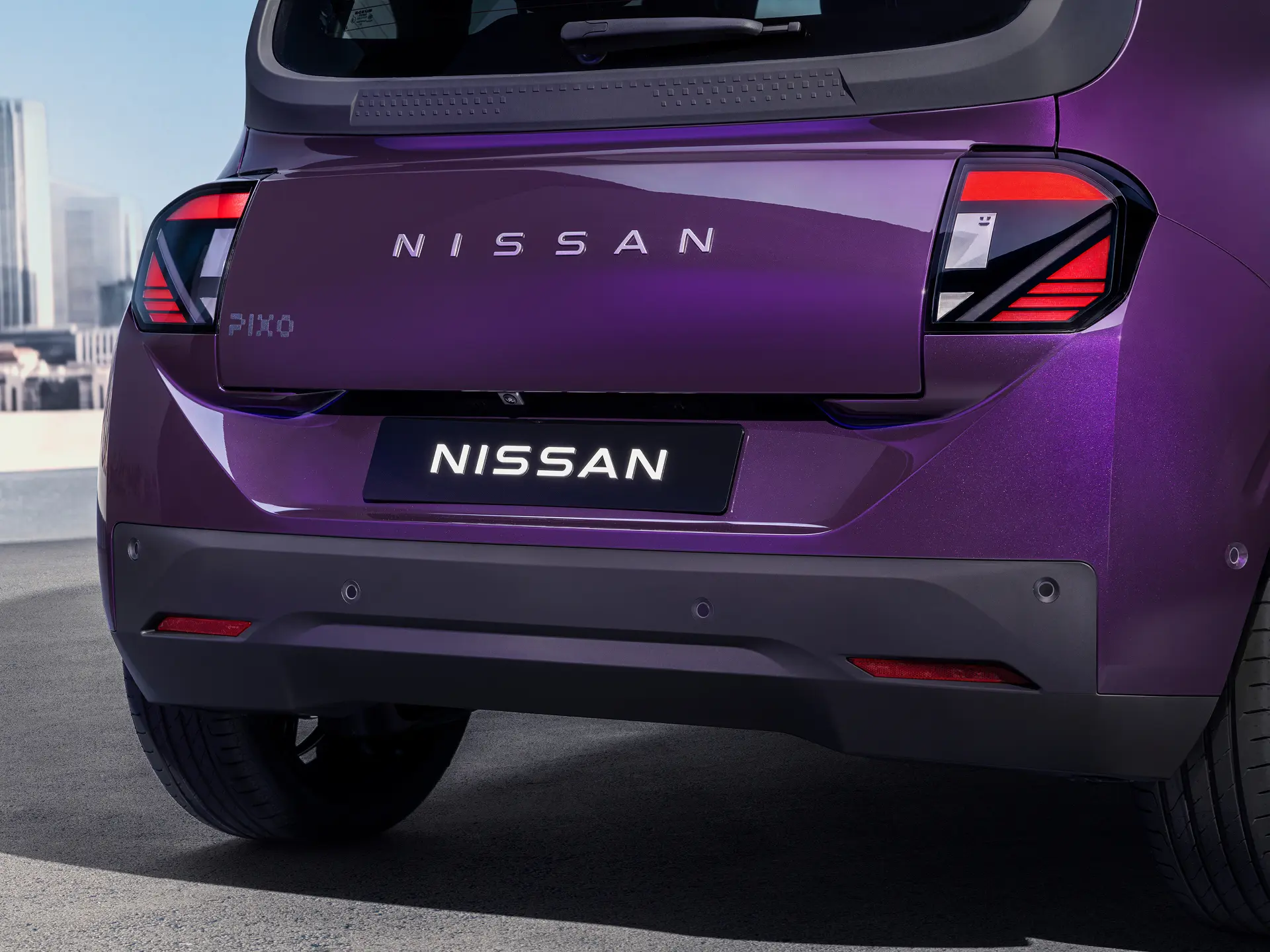 Nissan PIXO kleines Elektroauto, Heckansicht