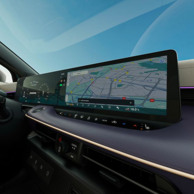 Écran tactile d’infodivertissement avec carte de navigation