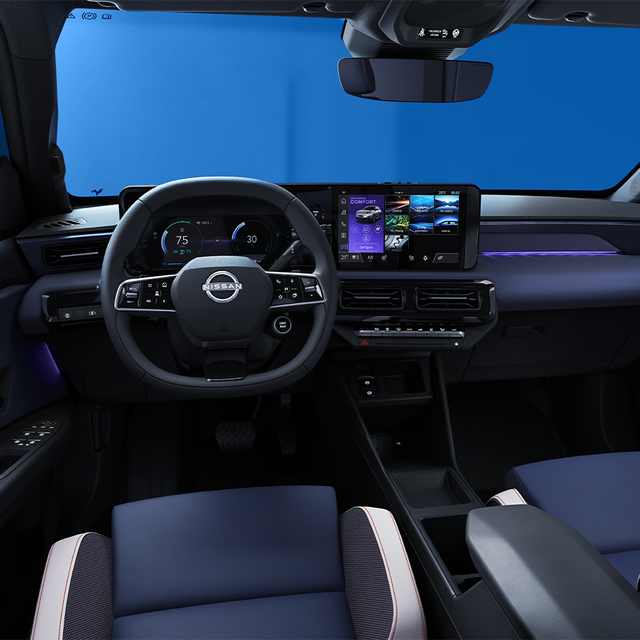 Binnenkant van de cockpit van de nieuwe Nissan MICRA - Comfort
